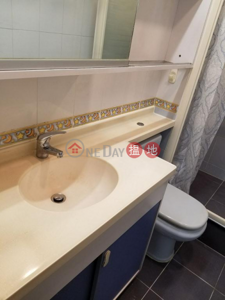 Flat for Rent in Kin Lee Building, Wan Chai, 130-146 Jaffe Road | Wan Chai District, Hong Kong | Rental HK$ 18,000/ month