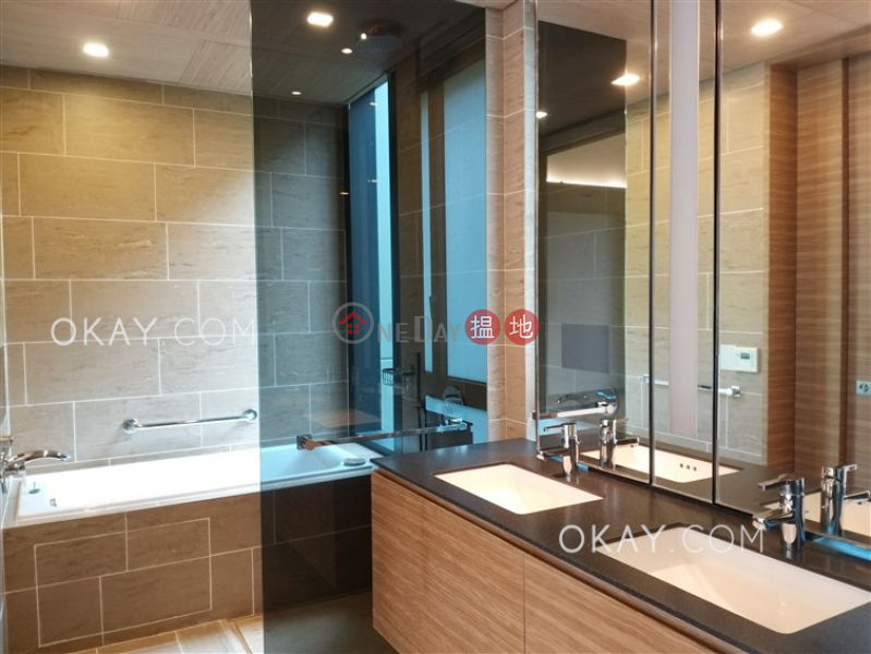 Rare 2 bedroom on high floor with balcony & parking | Rental | No.7 South Bay Close Block A 南灣坊7號 A座 Rental Listings