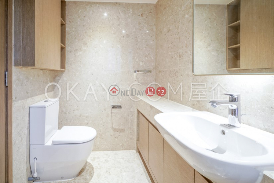 HK$ 13.5M, Block 1 New Jade Garden, Chai Wan District | Lovely 2 bedroom with balcony | For Sale