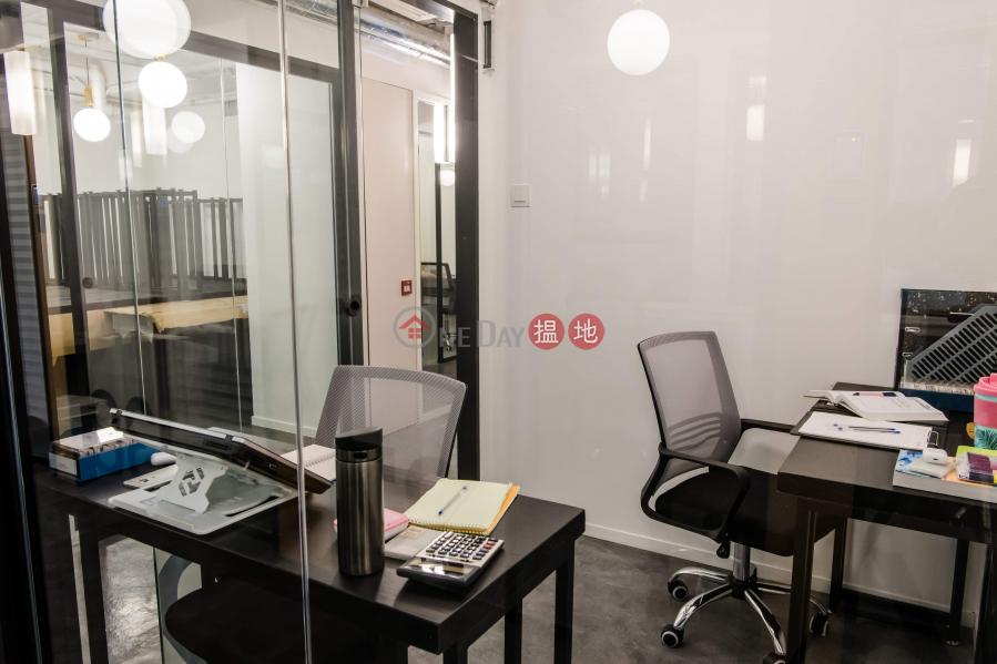 Property Search Hong Kong | OneDay | Office / Commercial Property Rental Listings | Newly Renovated! Co Work Mau I Private Office (2 pax) $6000 up per month