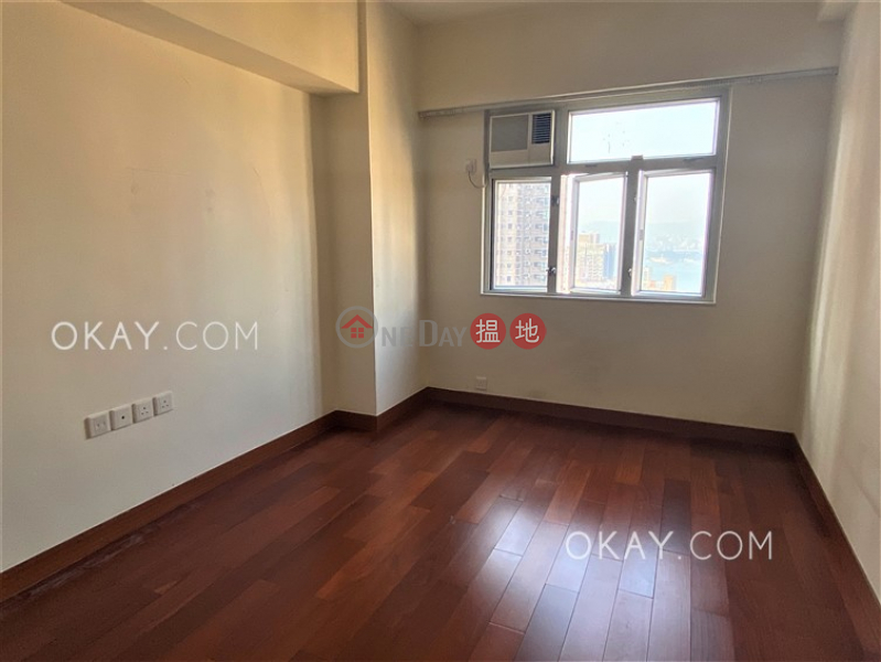 HK$ 52,000/ month Realty Gardens, Western District, Efficient 3 bedroom with harbour views, balcony | Rental