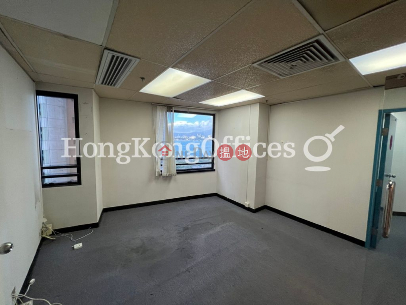HK$ 58,600/ month Shun Kwong Commercial Building | Western District Office Unit for Rent at Shun Kwong Commercial Building