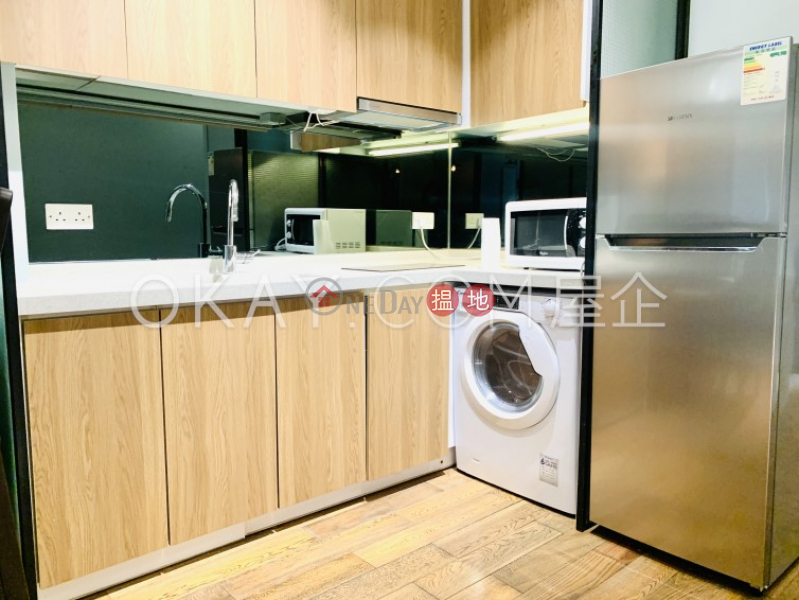 Cozy 3 bedroom in Sheung Wan | Rental, Wallock Mansion 和樂大廈 Rental Listings | Western District (OKAY-R297748)
