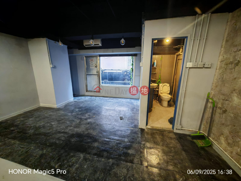 HK$ 17,000/ month | Hoi Luen Industrial Centre | Kwun Tong District | WORKSHOP