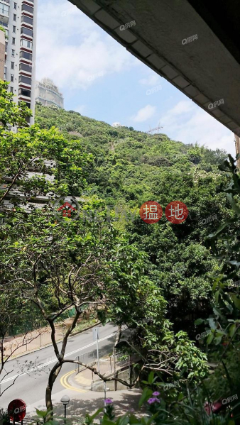 Block 4 Phoenix Court | 3 bedroom Mid Floor Flat for Sale | 39 Kennedy Road | Wan Chai District | Hong Kong | Sales | HK$ 18.2M