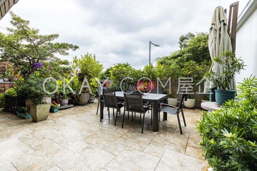 Unique 3 bedroom with sea views & terrace | For Sale | New Fortune House Block B 五福大廈 B座 Sales Listings