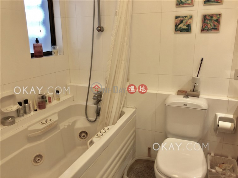 Stylish 3 bedroom with sea views & balcony | Rental | 13 Headland Drive | Lantau Island Hong Kong, Rental HK$ 42,000/ month