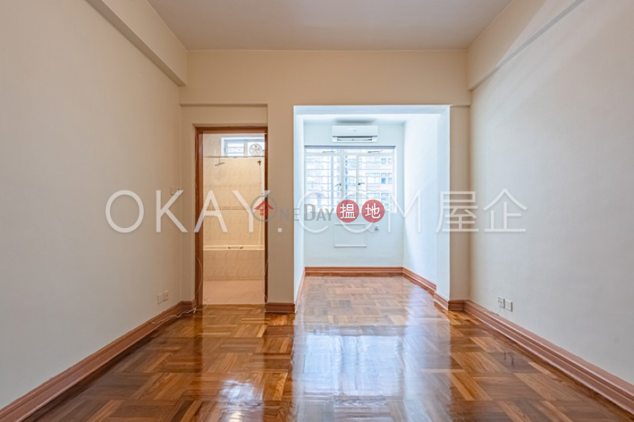 HK$ 45,000/ month | Robinson Mansion, Western District Luxurious 3 bedroom with balcony & parking | Rental