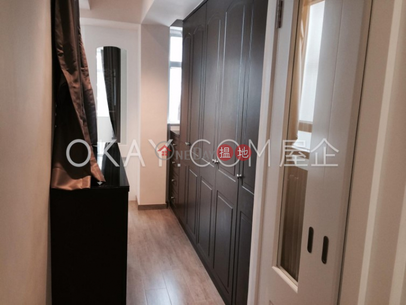 Practical 2 bedroom on high floor | For Sale | 135-145 King\'s Road | Eastern District Hong Kong Sales, HK$ 8.38M