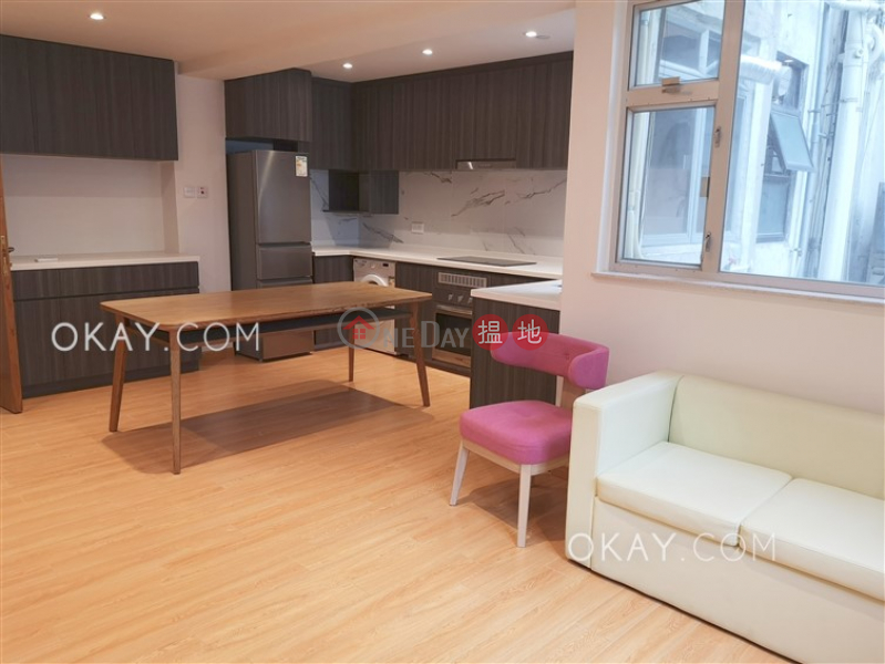 HK$ 32,000/ month, Wing Shun Building, Western District Lovely 1 bedroom in Sheung Wan | Rental