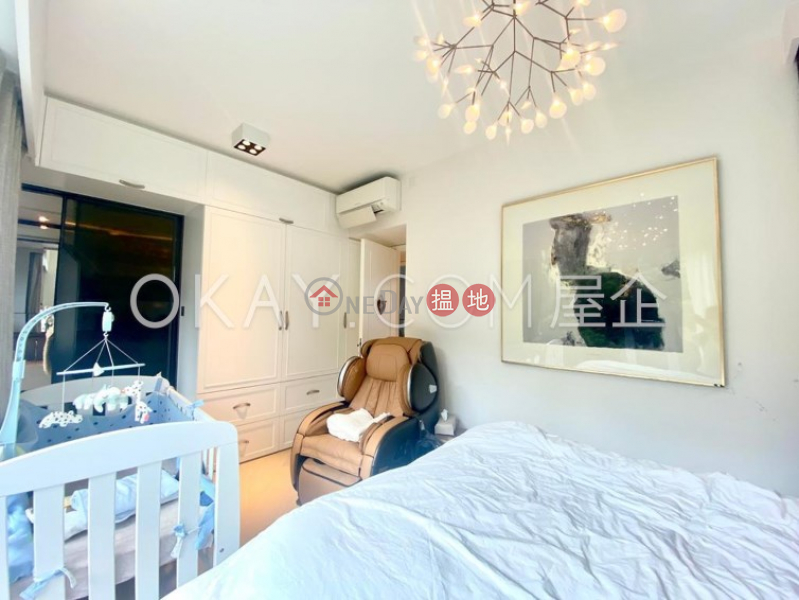 Tasteful 3 bedroom on high floor with balcony | For Sale | Mount Pavilia Tower 19 傲瀧 19座 Sales Listings