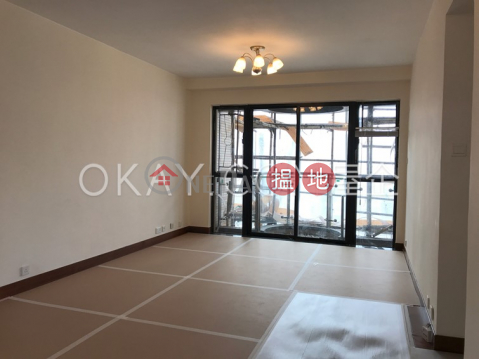 Gorgeous 4 bedroom on high floor with balcony & parking | Rental | Beverly Hill 比華利山 _0