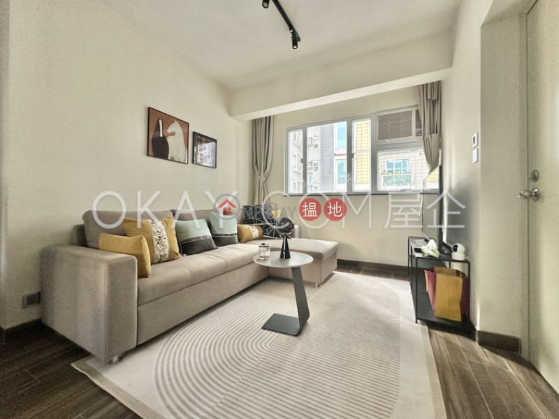 3房1廁,極高層般安閣出租單位|西區般安閣(Bonanza Court)出租樓盤 (OKAY-R303545)