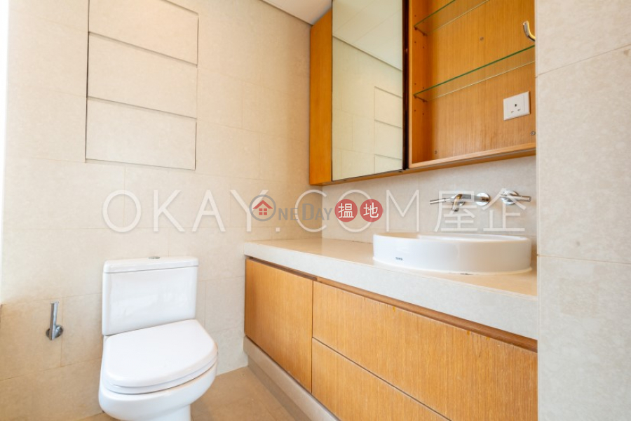 HK$ 40M, Island Lodge Eastern District | Lovely 3 bedroom on high floor | For Sale
