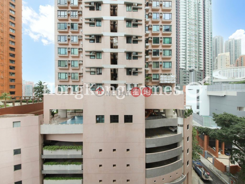 Property Search Hong Kong | OneDay | Residential | Sales Listings 3 Bedroom Family Unit at Breezy Court | For Sale