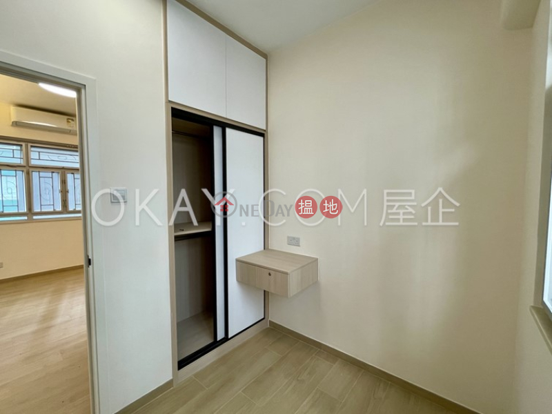 Charming 3 bedroom on high floor with rooftop | Rental | Kiu Fat Building 僑發大廈 Rental Listings