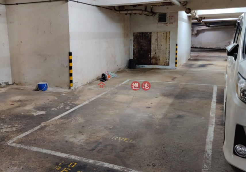 Kowloon Tong, Large covered car park, Parc Oasis Tower 13 又一居13座 Rental Listings | Kowloon Tong (SANDY-5489805569)