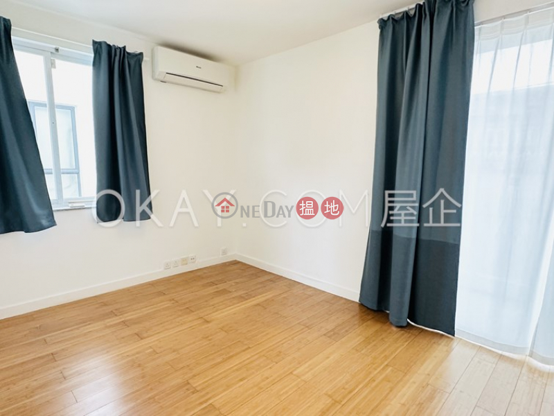 Tasteful house with rooftop, terrace & balcony | For Sale | Mau Po Village 茅莆村 Sales Listings
