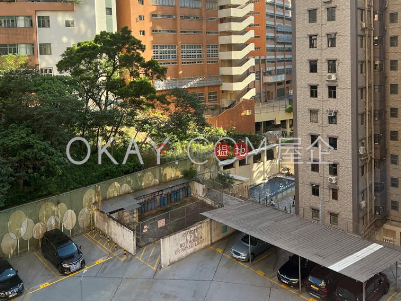 Gorgeous 2 bedroom with parking | Rental, Hilltop Mansion 峰景大廈 Rental Listings | Eastern District (OKAY-R107137)