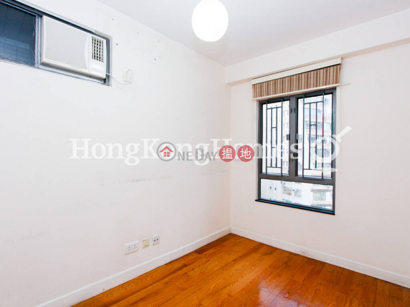 3 Bedroom Family Unit for Rent at Hollywood Terrace | 123 Hollywood Road | Central District Hong Kong | Rental | HK$ 33,000/ month