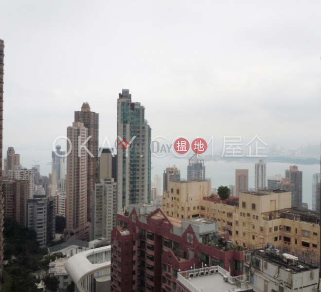 Tasteful 3 bedroom with parking | For Sale | Blessings Garden 殷樺花園 Sales Listings