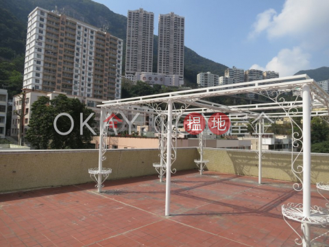 Unique 3 bedroom with rooftop | Rental, Amber Garden 安碧苑 | Wan Chai District (OKAY-R77699)_0
