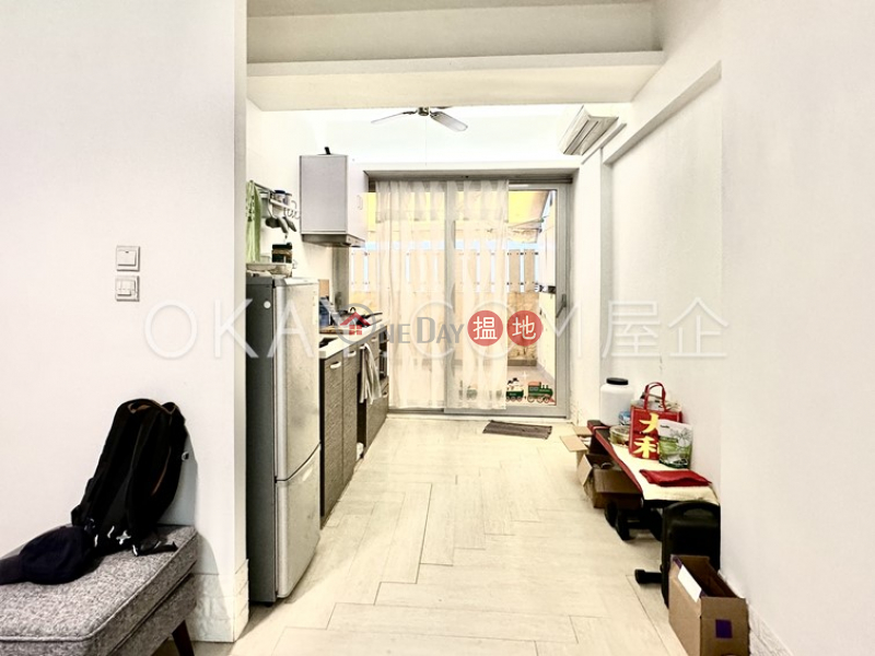 Intimate 2 bedroom with terrace | For Sale, 9-11 Gordon Road | Wan Chai District | Hong Kong | Sales HK$ 8M