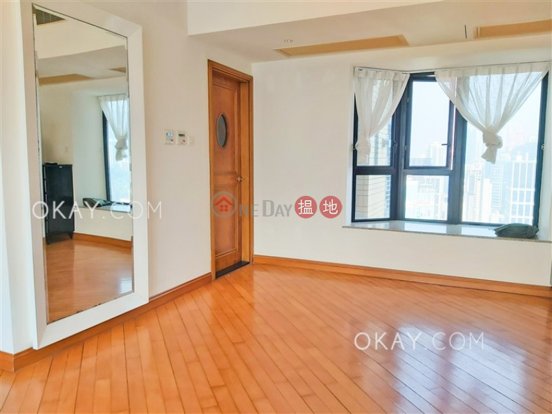 Property Search Hong Kong | OneDay | Residential | Rental Listings, Exquisite 3 bedroom on high floor with parking | Rental