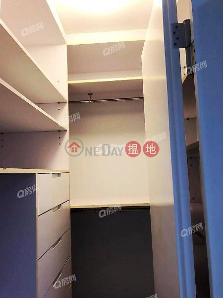 Property Search Hong Kong | OneDay | Residential | Rental Listings Block 8 Yat Wah Mansion Sites B Lei King Wan | 2 bedroom Low Floor Flat for Rent