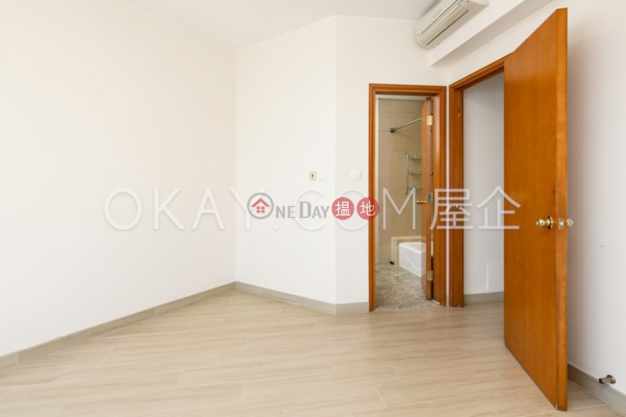 HK$ 65,000/ month | Sorrento Phase 2 Block 2 Yau Tsim Mong, Nicely kept 3 bed on high floor with sea views | Rental