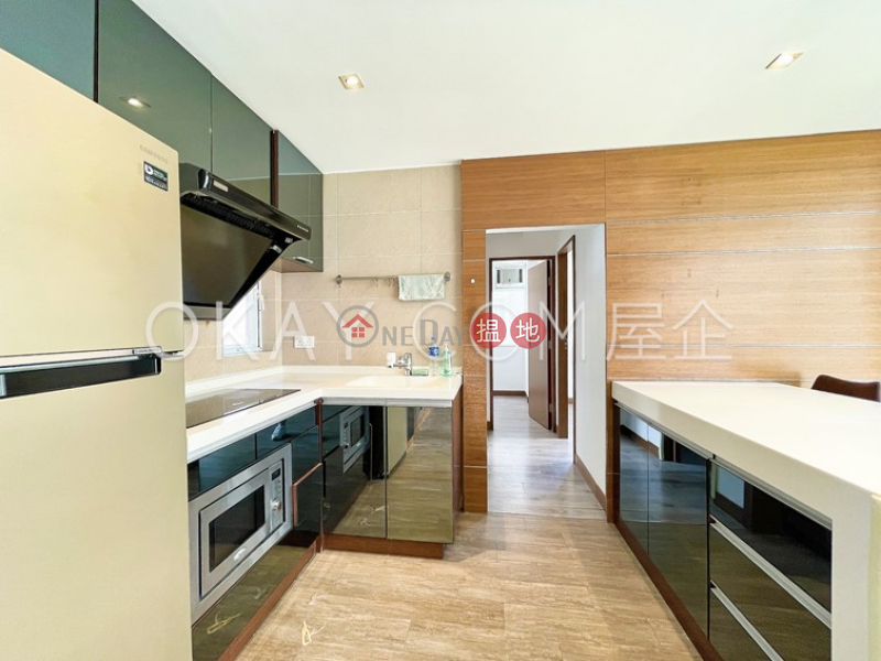 Generous 2 bedroom in Tai Hang | For Sale | 25 Tai Hang Drive | Wan Chai District Hong Kong, Sales, HK$ 9.15M