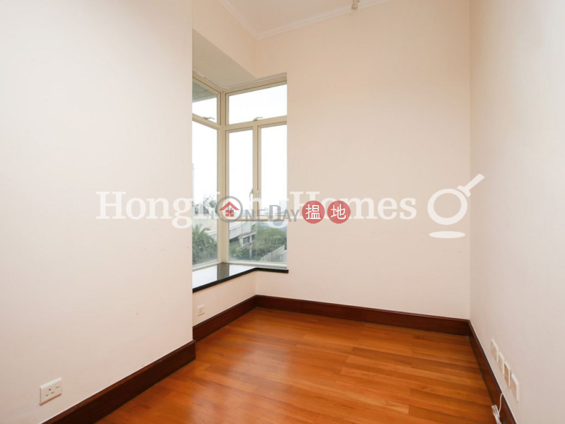 HK$ 111,350/ month, The Mount Austin Block 1-5, Central District, 3 Bedroom Family Unit for Rent at The Mount Austin Block 1-5