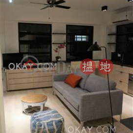 Intimate 1 bedroom in Sheung Wan | Rental | On Lok Building 安樂樓 _0