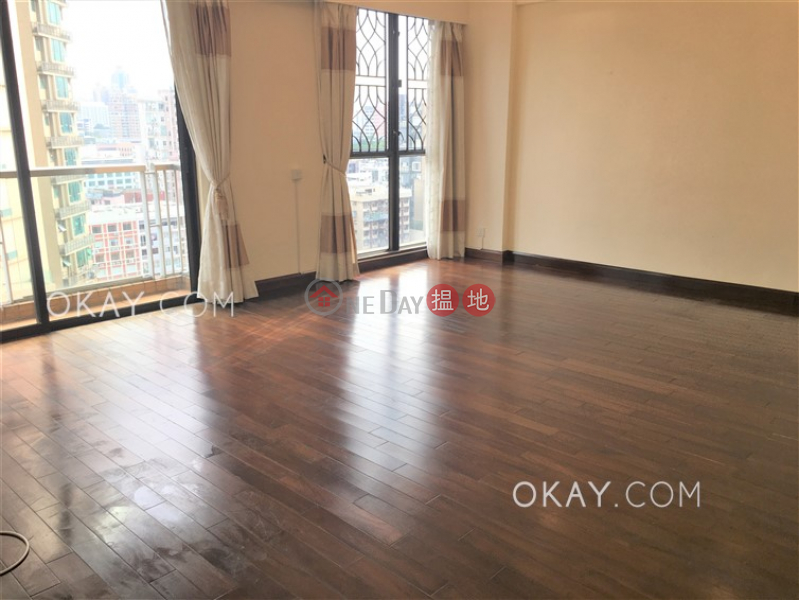 Gorgeous 3 bedroom on high floor with balcony & parking | Rental | WELLGAN VILLA 合勤名廈 Rental Listings