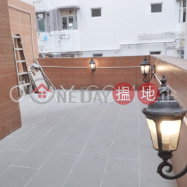 Gorgeous 3 bedroom with rooftop & balcony | Rental | Ying Wah Court 英華閣 _0