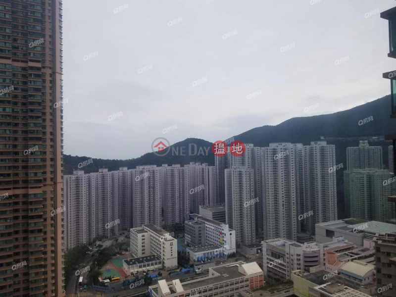 HK$ 23,000/ month, Tower 1 Island Resort, Chai Wan District, Tower 1 Island Resort | 3 bedroom Mid Floor Flat for Rent