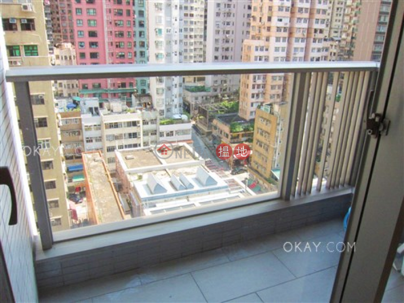 Elegant 2 bedroom with balcony | For Sale | Greenery Crest, Block 2 碧濤軒 2座 Sales Listings
