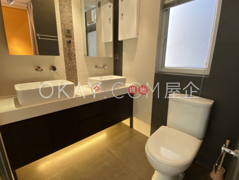 HK$ 34,500/ month | Block 45-48 Baguio Villa Western District, Stylish 3 bedroom with parking | Rental