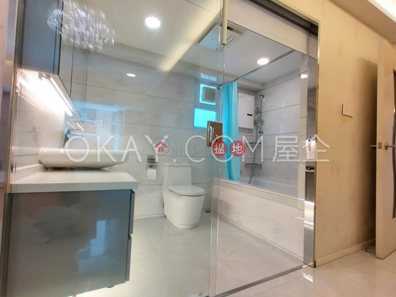 Tasteful 3 bedroom with parking | Rental 16 La Salle Road | Kowloon Tong Hong Kong Rental HK$ 46,000/ month