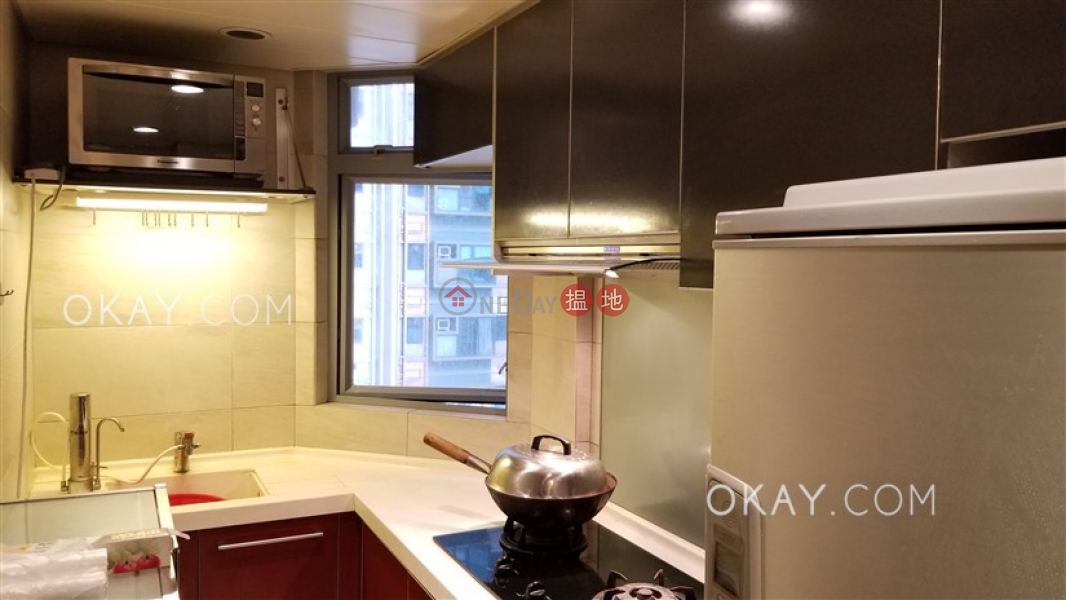 HK$ 26,000/ month Tower 2 Grand Promenade | Eastern District Unique 2 bedroom on high floor with sea views & balcony | Rental