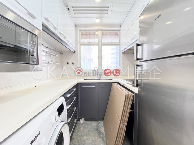 Property Search Hong Kong | OneDay | Residential | Rental Listings | Gorgeous 2 bedroom in Mid-levels Central | Rental