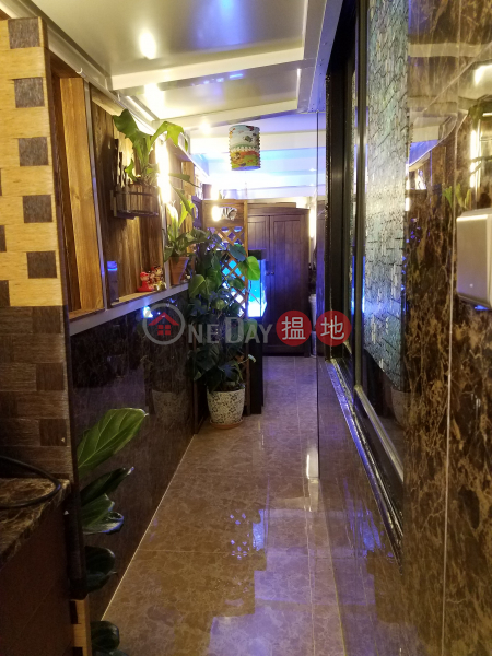 Saiwanho Building Low | A Unit Residential, Sales Listings HK$ 6.5M