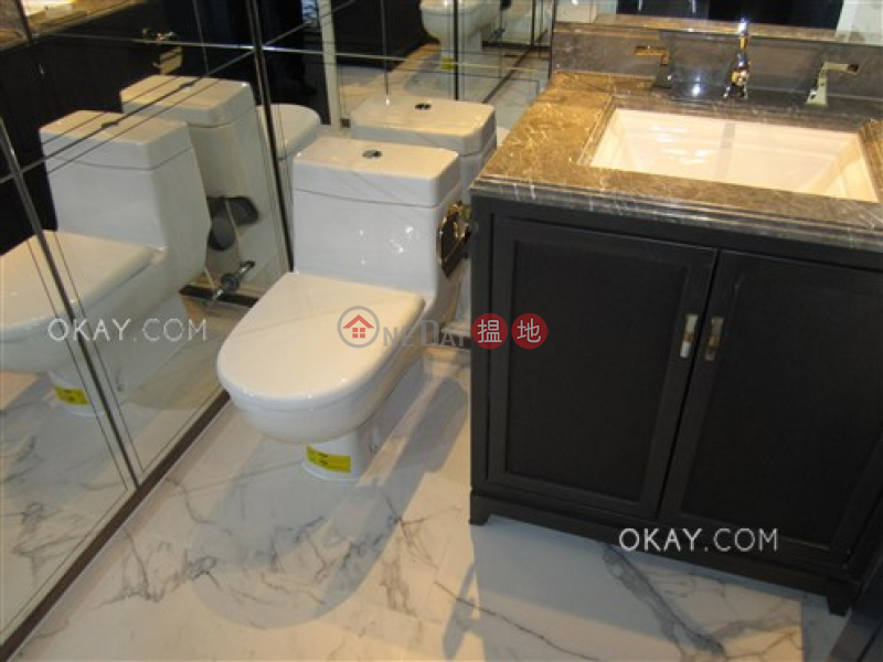 2房1廁,極高層,露台《CASTLE ONE BY V出租單位》1衛城道 | 西區|香港|出租HK$ 41,000/ 月
