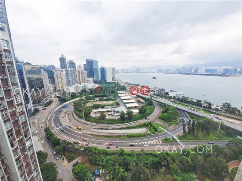 HK$ 45,000/ month | (T-34) Banyan Mansion Harbour View Gardens (West) Taikoo Shing Eastern District, Unique 3 bedroom on high floor with sea views & balcony | Rental