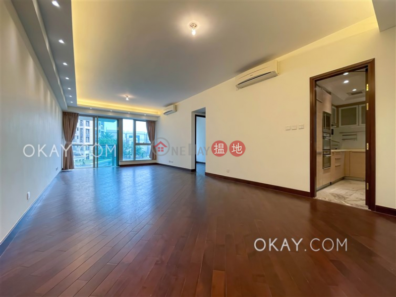 Luxurious 4 bedroom with balcony & parking | For Sale | Mayfair by the Sea Phase 1 Lowrise 11 逸瓏灣1期 低座11座 Sales Listings