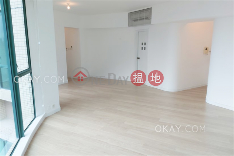 Unique 3 bedroom with parking | Rental, Hillsborough Court 曉峰閣 | Central District (OKAY-R78493)_0