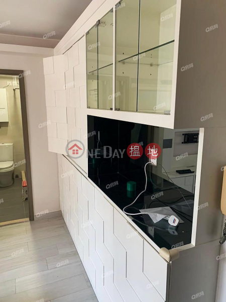 HK$ 17,000/ month, Block 2 Fullview Garden | Chai Wan District, Block 2 Fullview Garden | 2 bedroom Mid Floor Flat for Rent