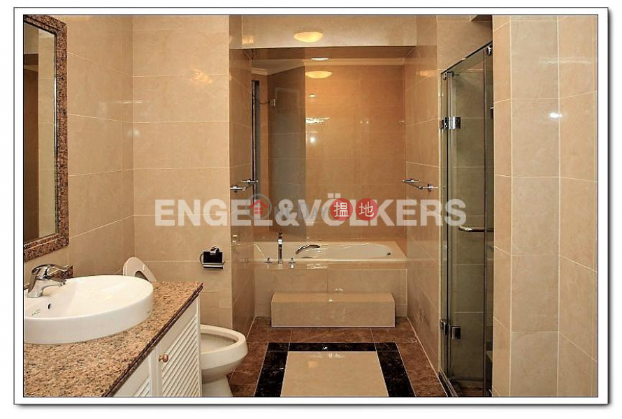 HK$ 160,000/ month | Tregunter | Central District, Expat Family Flat for Rent in Central Mid Levels
