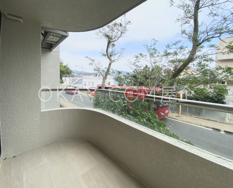 Efficient 3 bedroom with balcony & parking | Rental | Block A-C Beach Pointe 海灣閣A-C座 Rental Listings