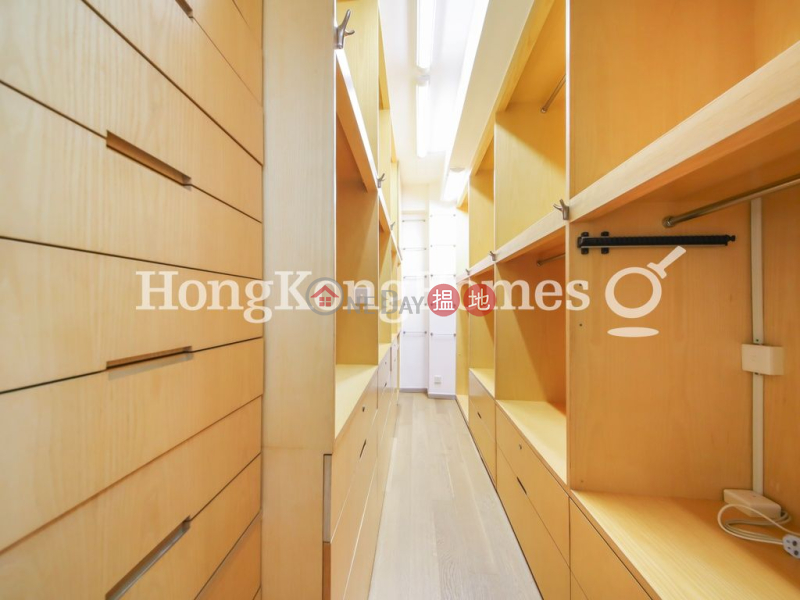 3 Bedroom Family Unit for Rent at 4-10 Green Lane | 4-10 Green Lane 箕璉坊4-10號 Rental Listings